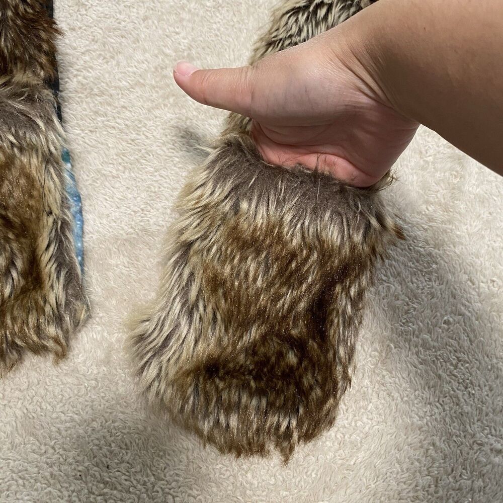 Wolf Faux Fur Animal Hood Hat One Size 3-in-1 Scarf Mittens Paws Rave Festival - Picture 11 of 12